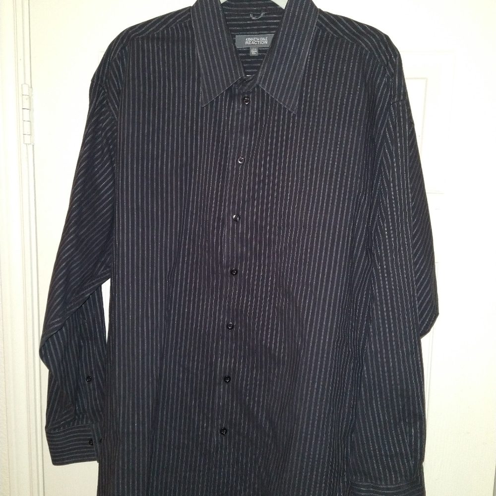 Kenneth Cole Reaction Striped Long Sleeve Button Up Shirt Men's XL (17.5-34/35).